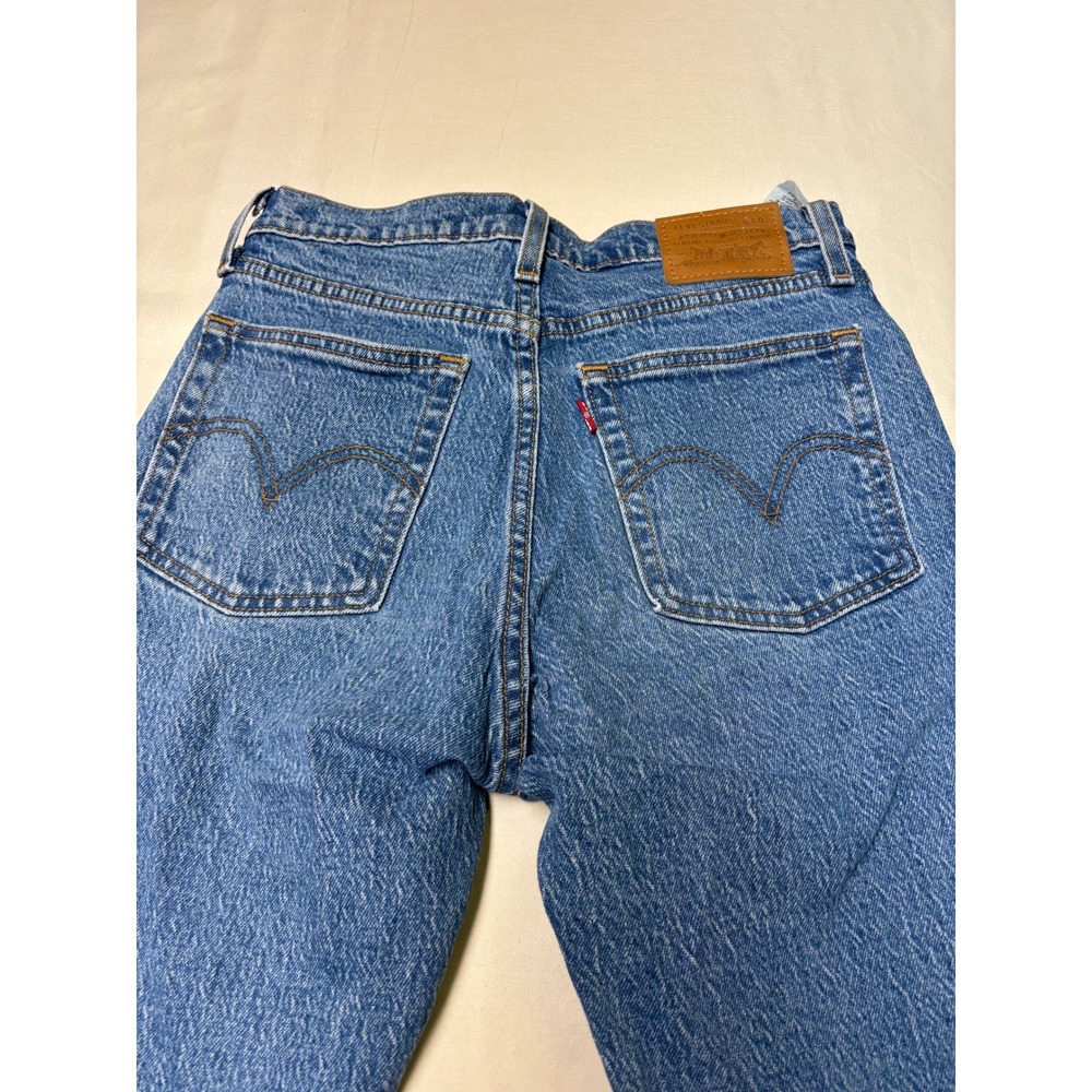 Levi's Premium Big E Wedgie Straight Jeans Women's 25X28 Medium Wash Button Fly - Picture 10 of 16